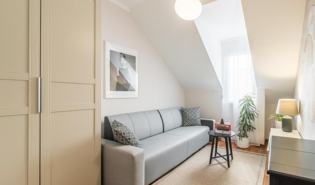 Monarchia Apartman Pearl Mosonmagyaróvár Esterno foto