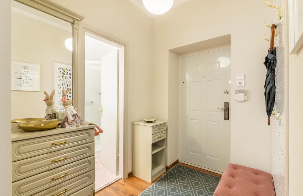 Monarchia Apartman Pearl Mosonmagyaróvár Esterno foto